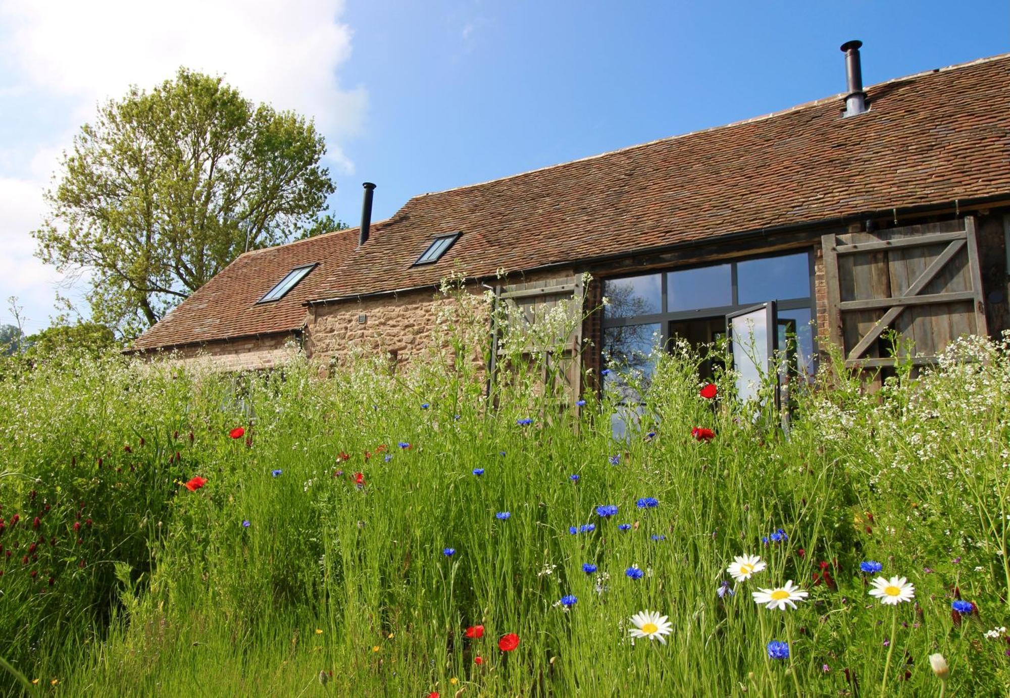 The Cart House - Beautiful Contemporary Barn - Hot Tub Διαμέρισμα Bridgnorth Εξωτερικό φωτογραφία