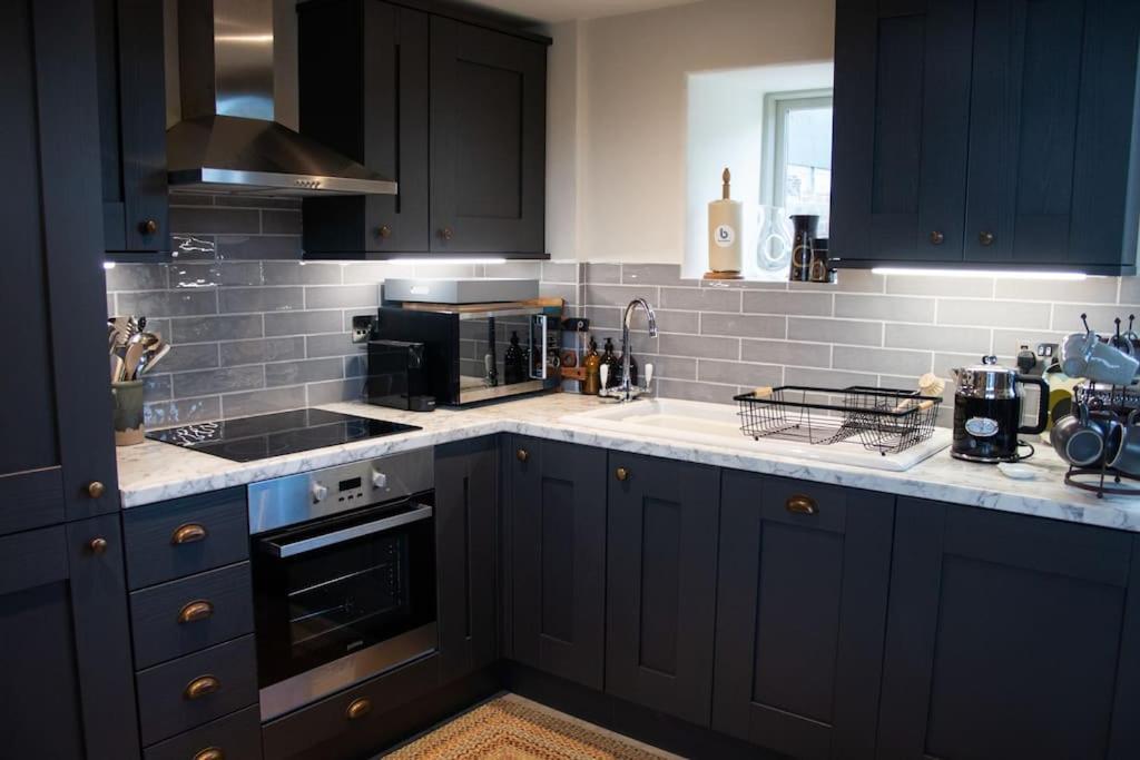 The Cart House - Beautiful Contemporary Barn - Hot Tub Διαμέρισμα Bridgnorth Εξωτερικό φωτογραφία