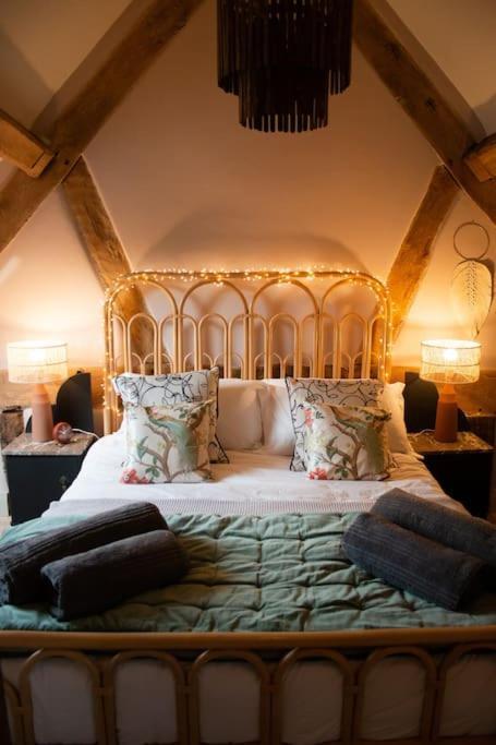 The Cart House - Beautiful Contemporary Barn - Hot Tub Διαμέρισμα Bridgnorth Εξωτερικό φωτογραφία